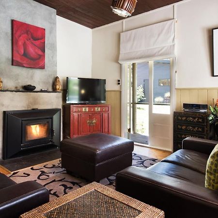 Ashling Villa Hepburn Springs Bagian luar foto